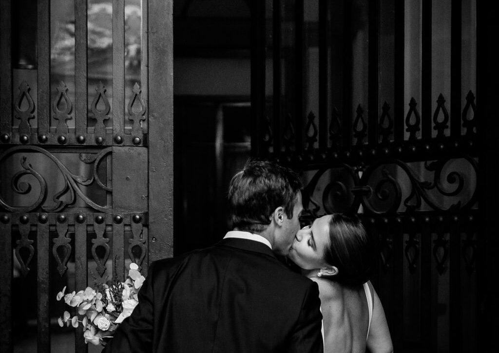 Wedding photos at palazzo Gondi in Florence