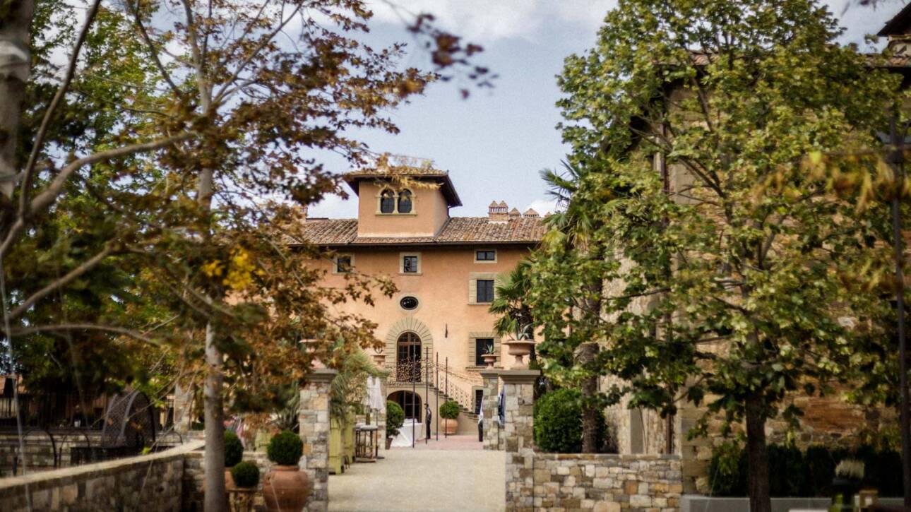 Luxury wedding in tuscany